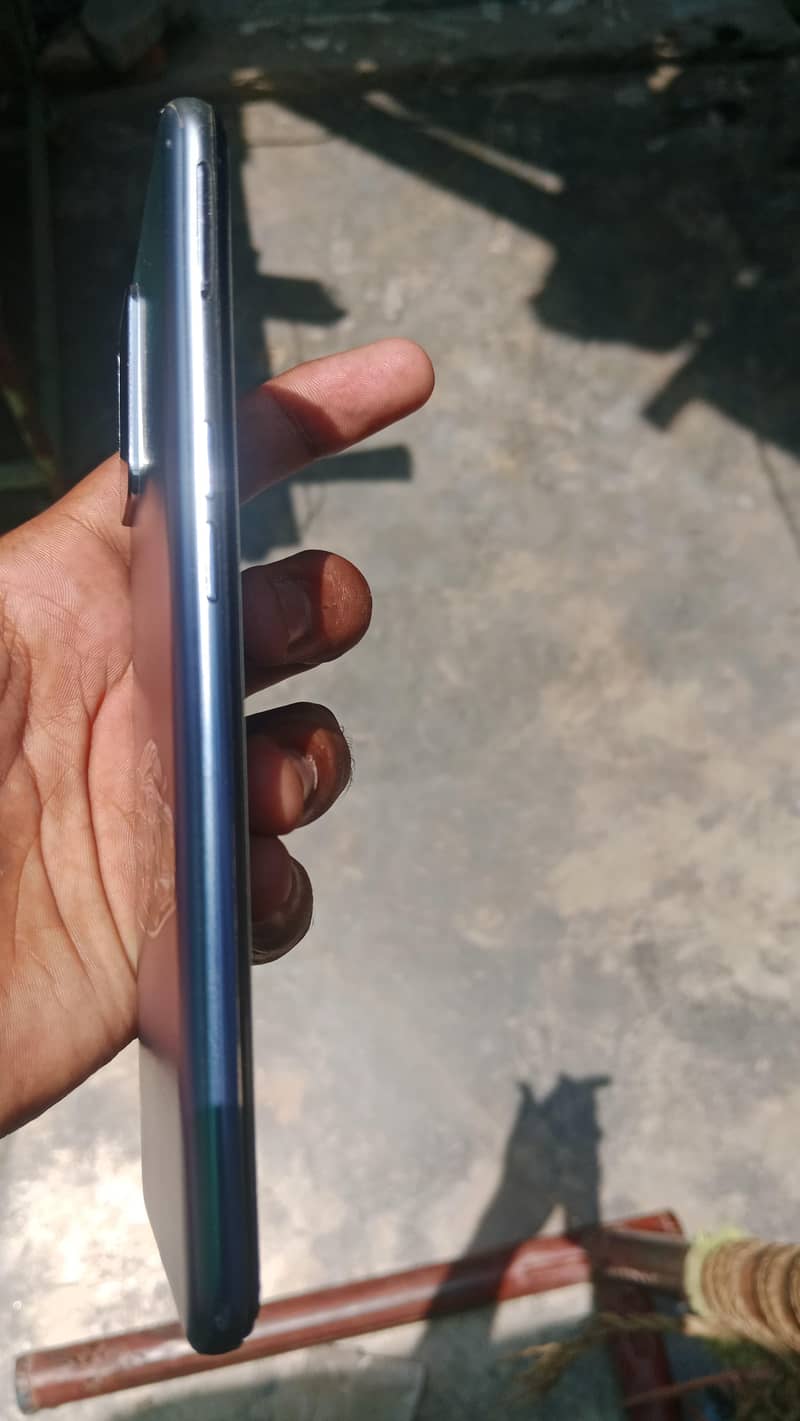 Mobile 3