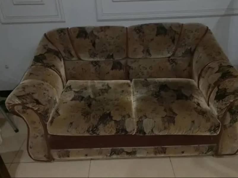 3-2-1 sofa 1