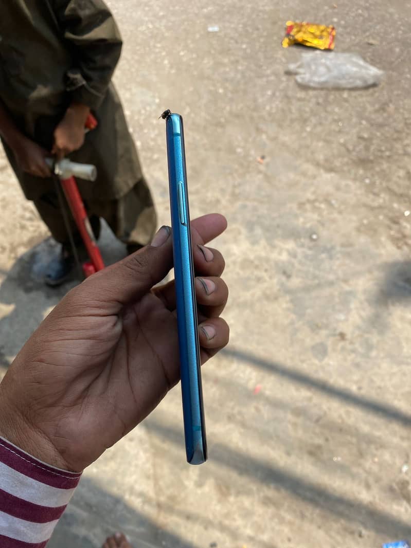 One Plus 8T 4