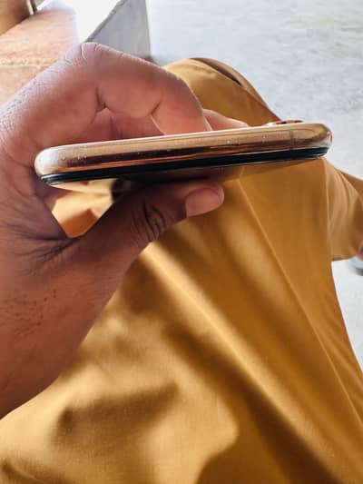 Iphone XsMaX Non PTA 64Gb Exchange possible
