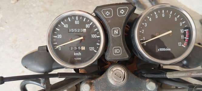 Suzuki motorbike 150 GS urgent for sale