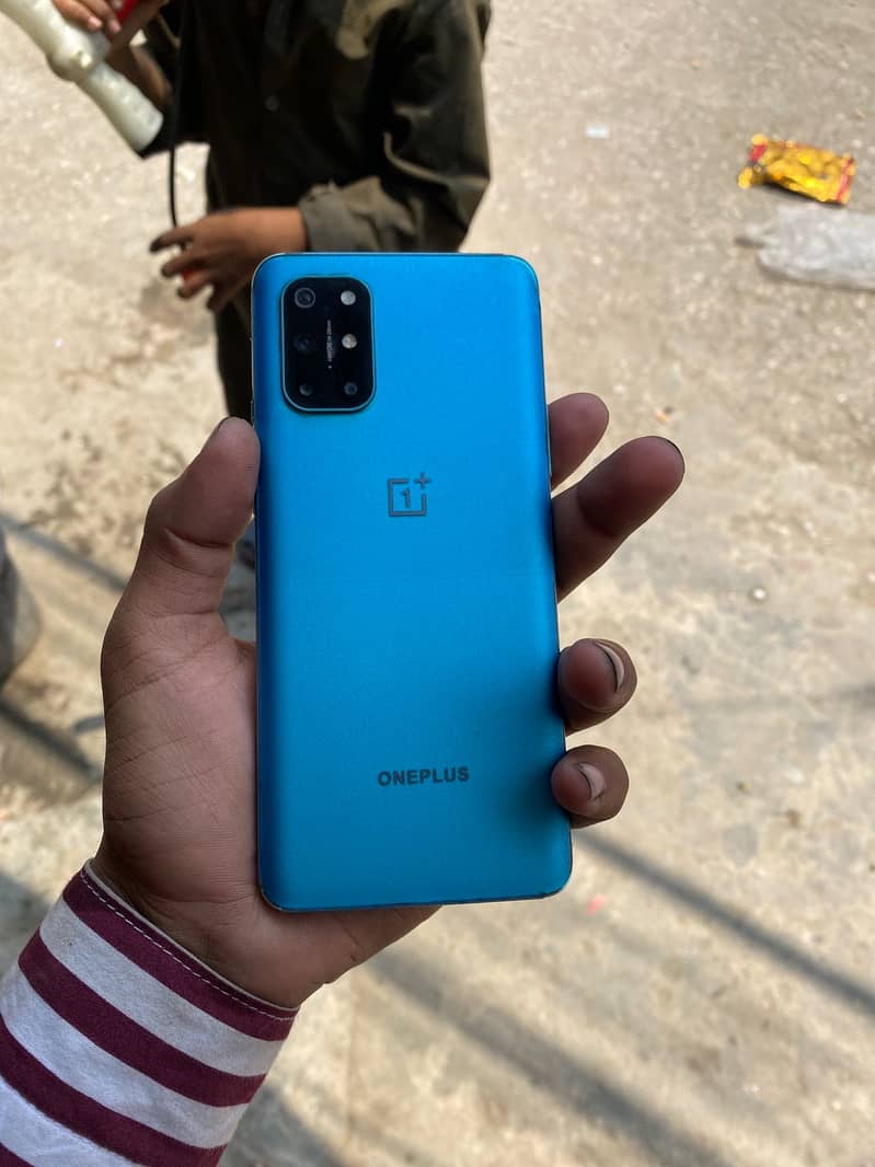 One Plus 8T 0