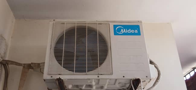Midea Ac for Sale in good condition