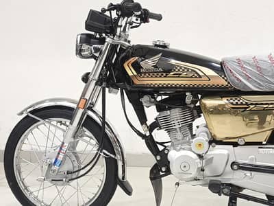 Honda CG 125 2025 Model Gold Edition