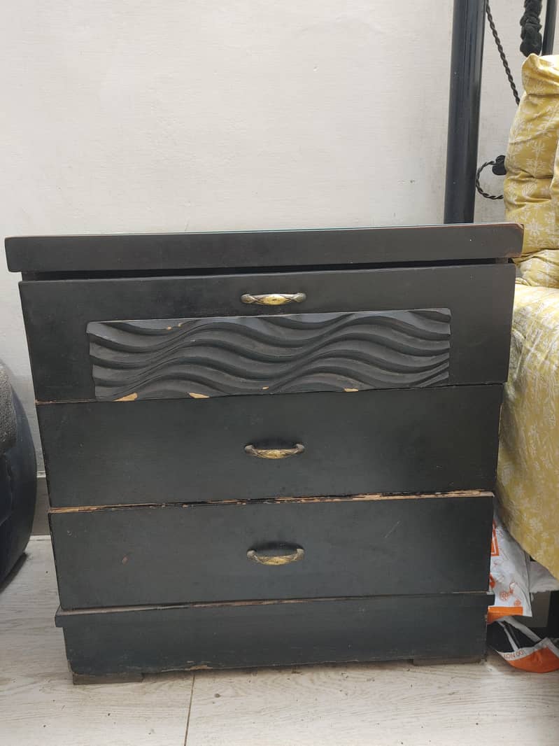 Bed side table 2