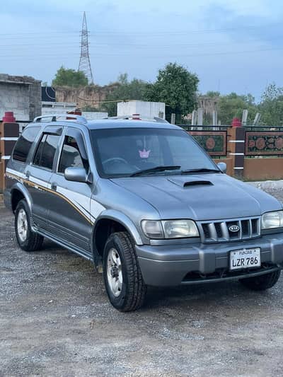 Kia Sportage 2005 model Lahore number