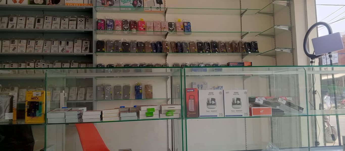 Mobile Accessories with counters 2