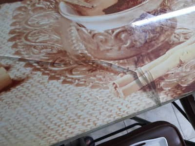 dinning Table's GLASS