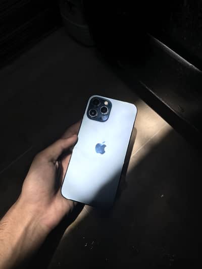Iphone 12 pro max JV 128 GB 8/10 conditon