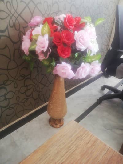 event booking ke liye ek ladiss ki jarurat plus Commission