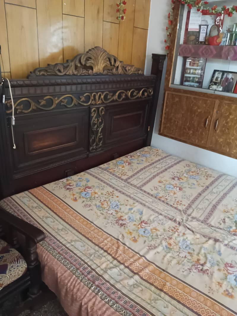 bed and two side table 1
