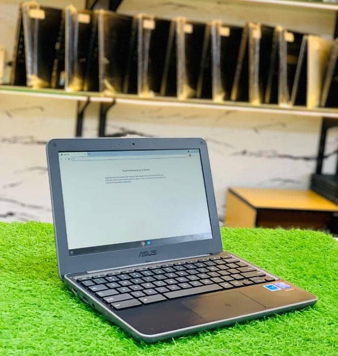 LAPTOP 4