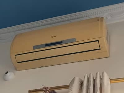 AC Urgent Sale