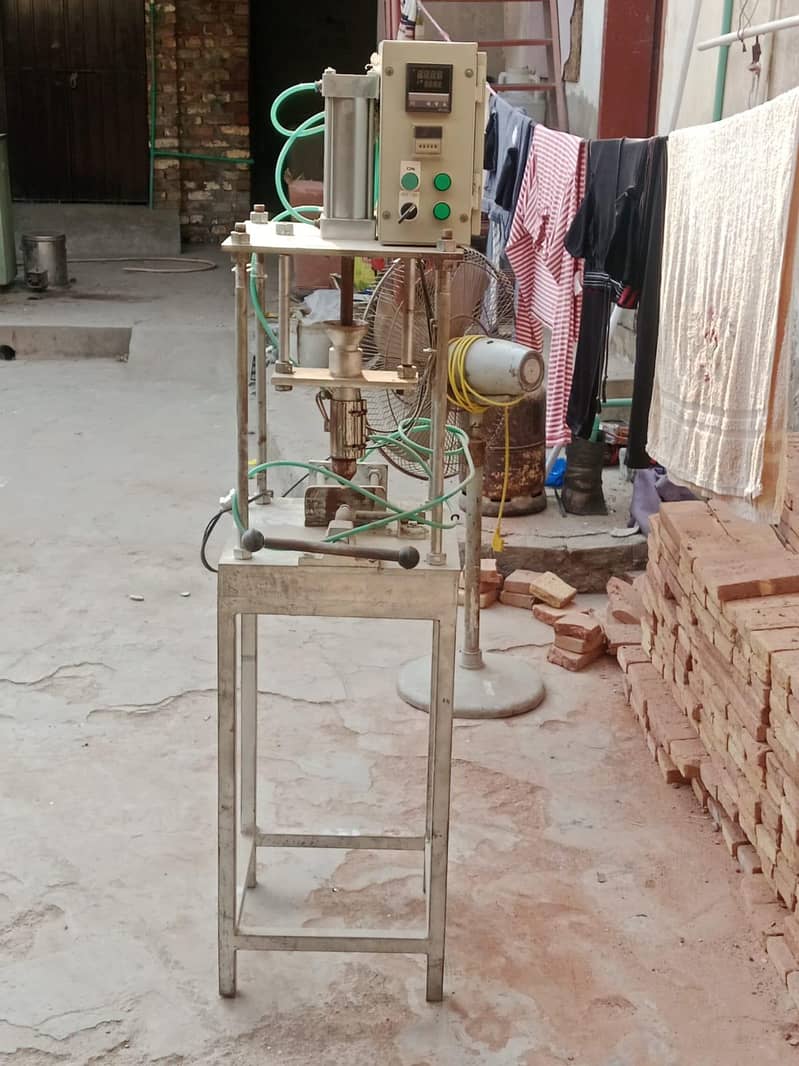 Data cable manufacturing machine with calender 1