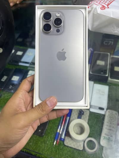 15 pro max 256gb pta hk complete box