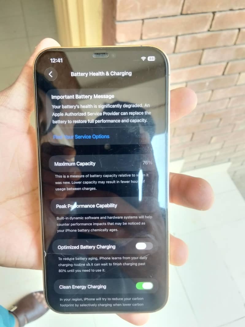 Iphone 12 pro max 4