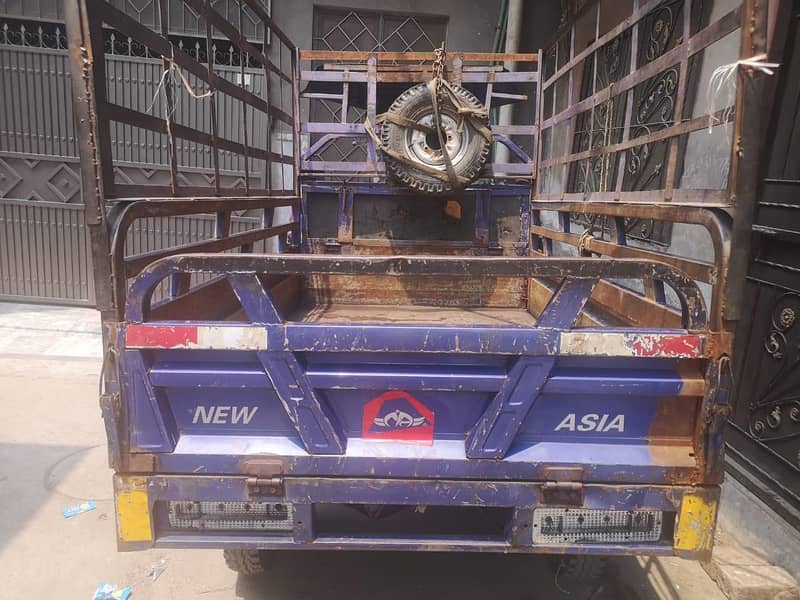 LOADER RICKSHAW 4