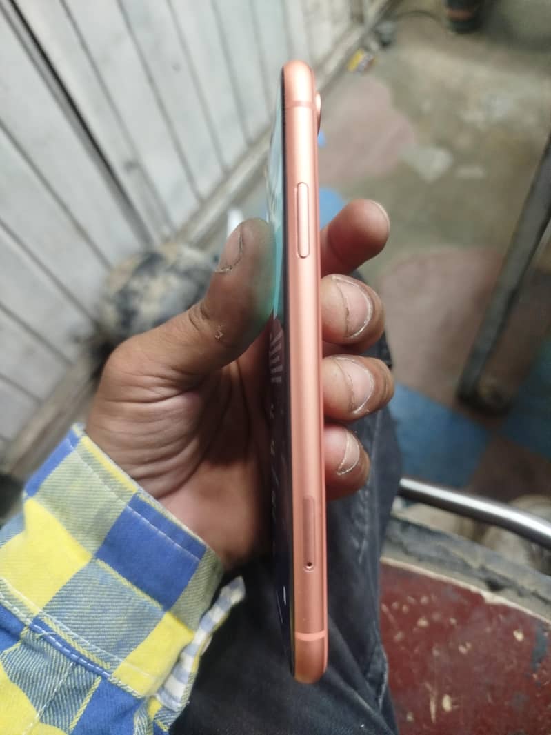 iphone xr 3