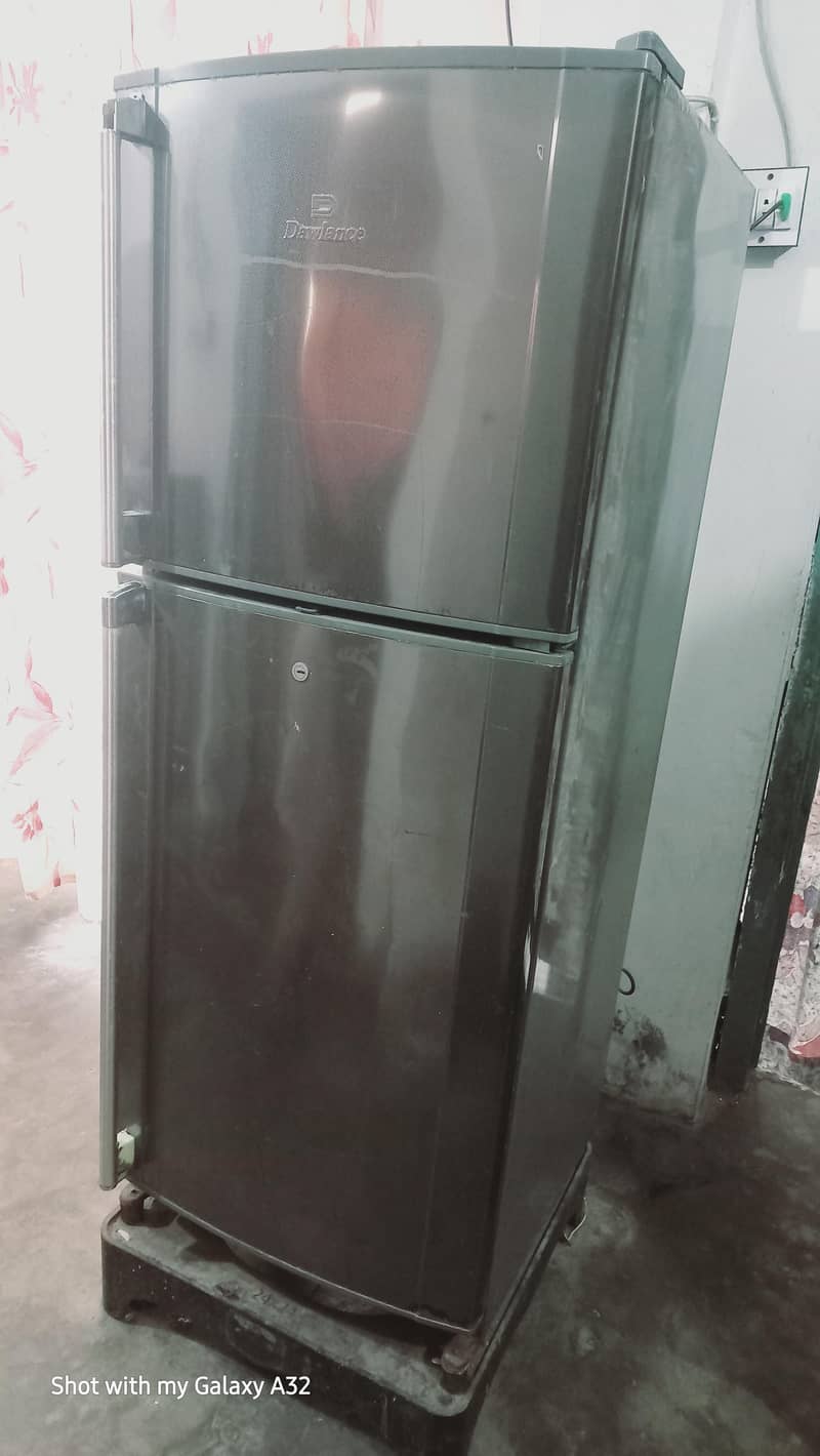 Refrigerator 0