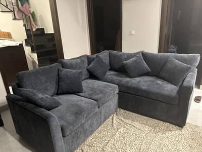 Brand new 5 seater sofa with textured velvet upholstery