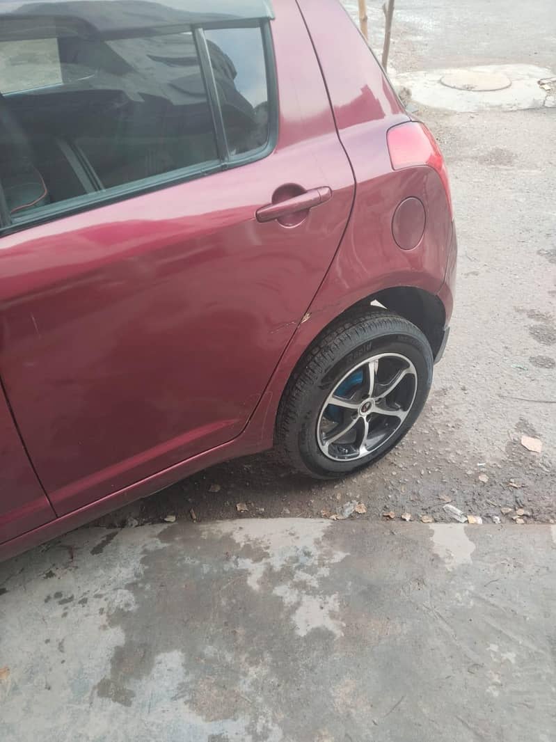 SUZUKI SWIFT AUTOMATIC 3