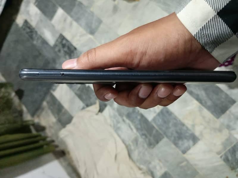 Tecno Spark 7pro 5