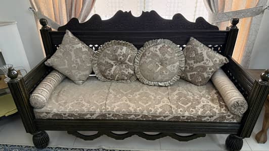 Wooden  chaniti style