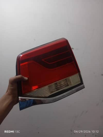 Toyota fortunes 2012-13 model back lights new condition
