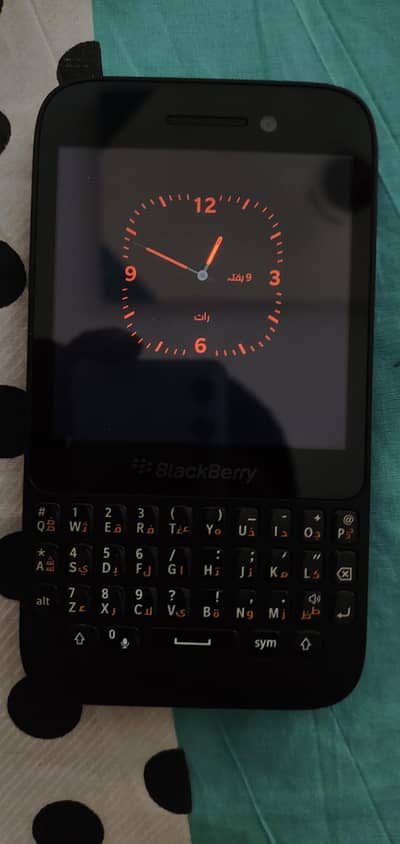 Blackberry Q5