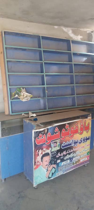3 counter 1 window good condition