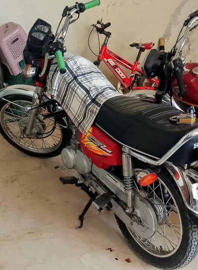 125 Honda bike for sale