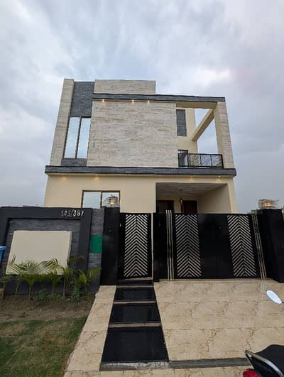 5 Marla Designer House Available for Sale Bahria Nasheman Lahore