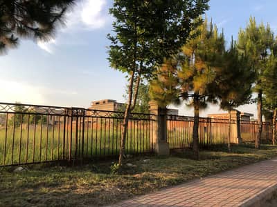 10 Marla Main Markaz Commercial Plot Available For Sale In Gulberg Residencia lock D