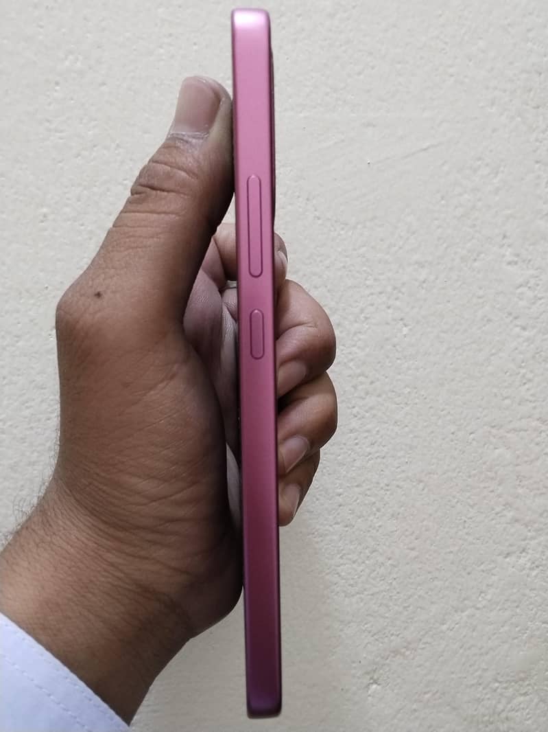 oppo a6 pro 4