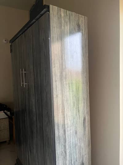 wardrobe in brand new condition