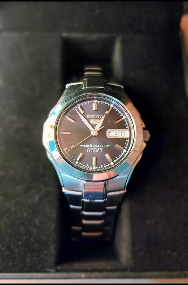 Seiko 5 Automatic 1