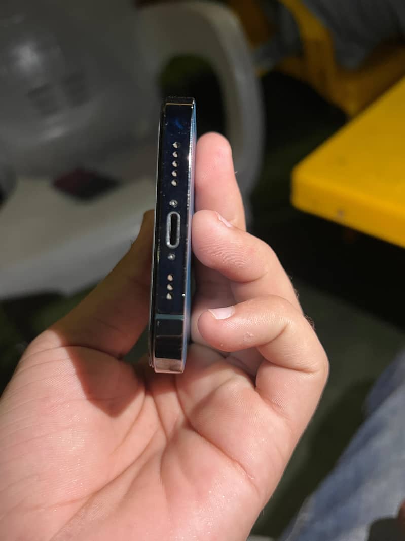 iphone 12 pro 0