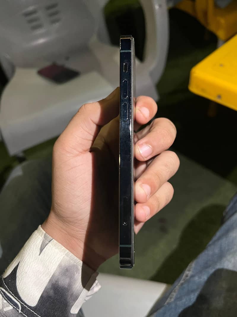 iphone 12 pro 1