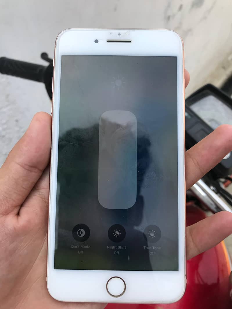 iPhone 8 Plus 10/10 condition 2