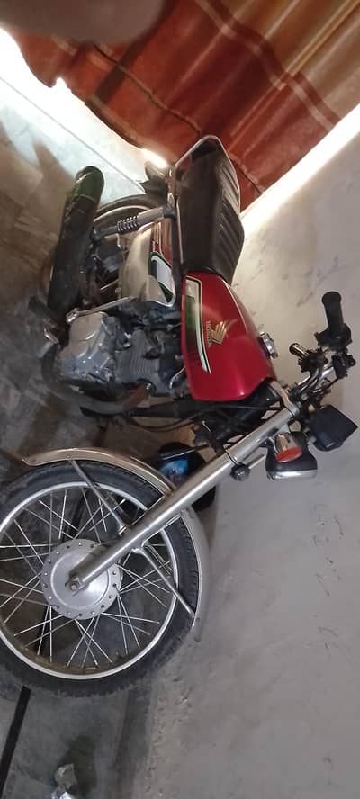 Honda 125 self start December 2022