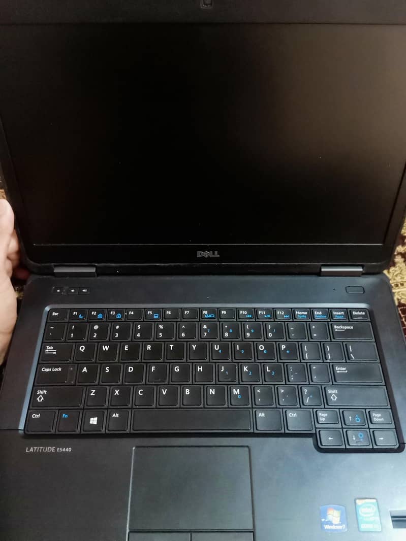 Laptop 4generation. 3