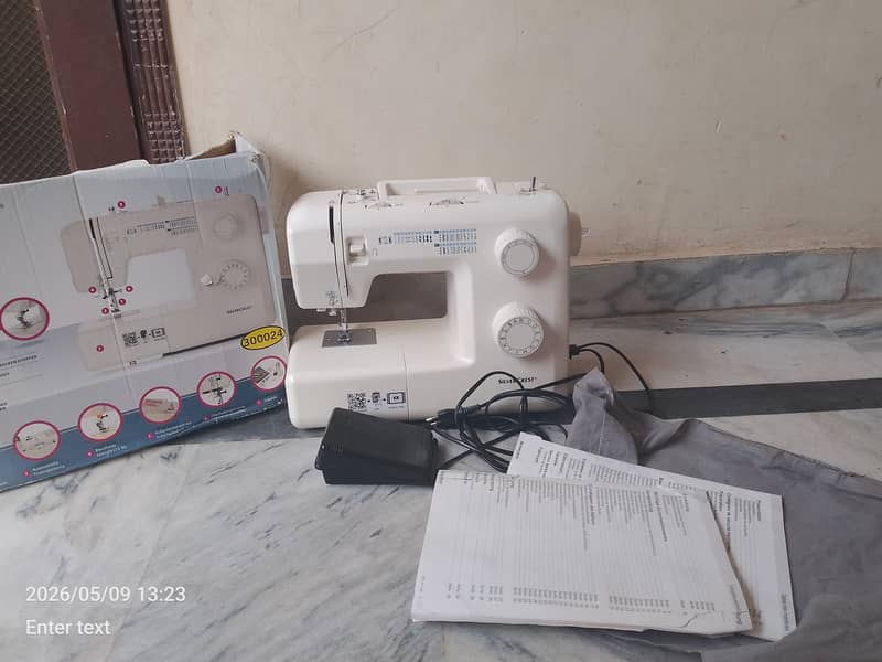 Silvercrest sewing machine 1