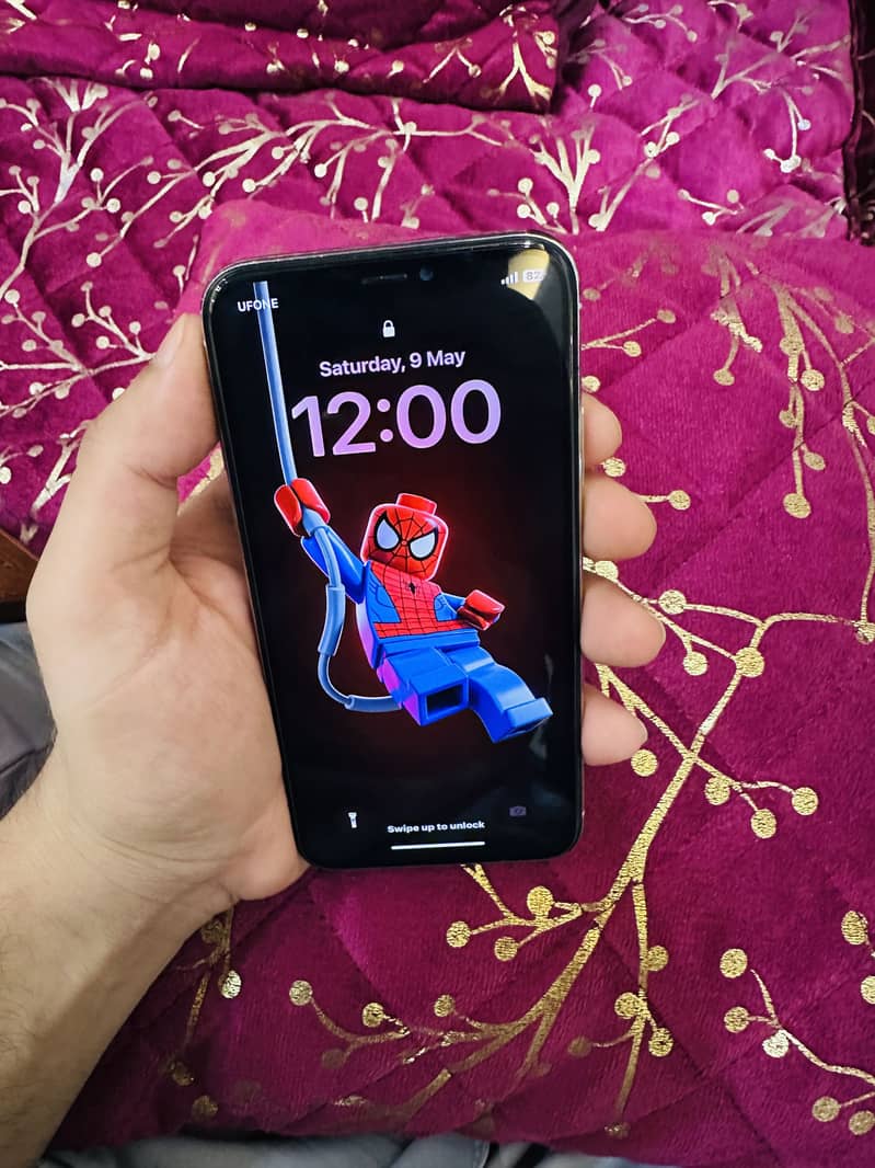 Iphone X 4