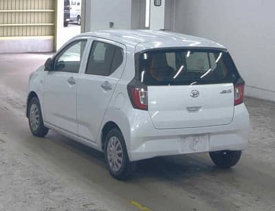 car for rent qith driver