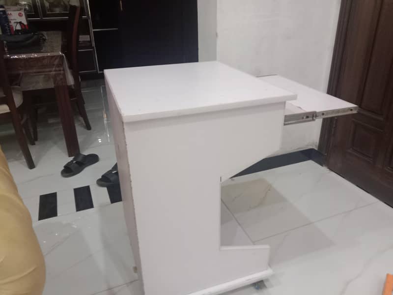 computer trolley workstation 5