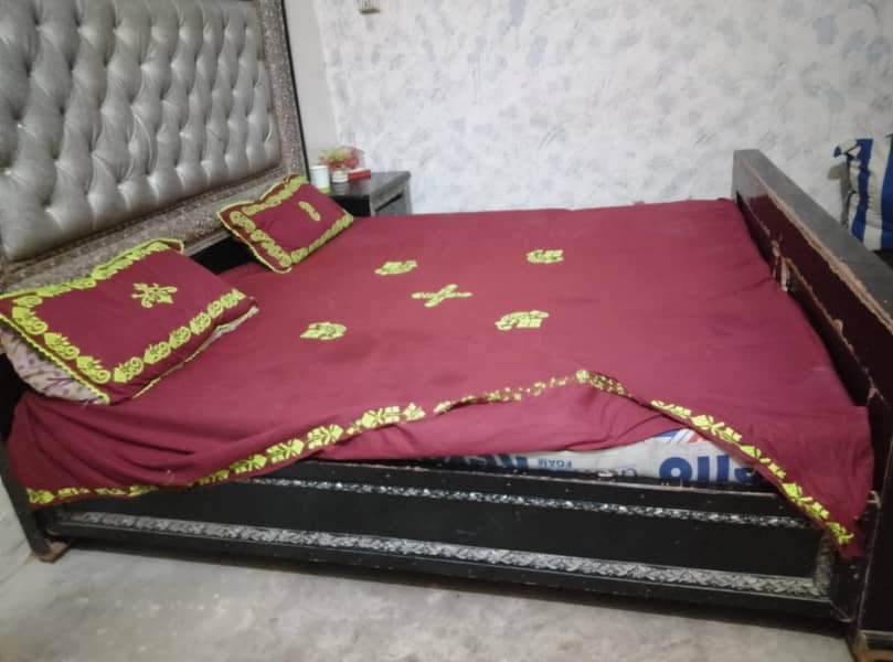 king size bed 3