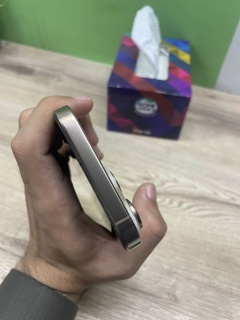 Iphone 16 pro max 2