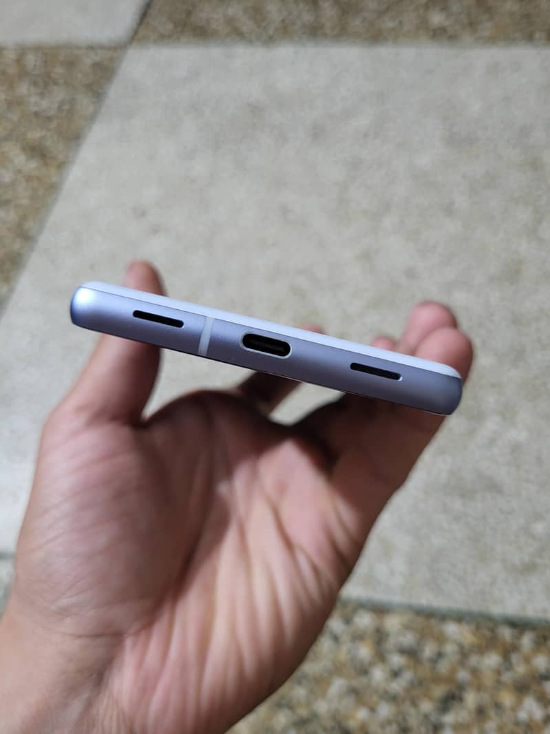 google pixel 7a 5