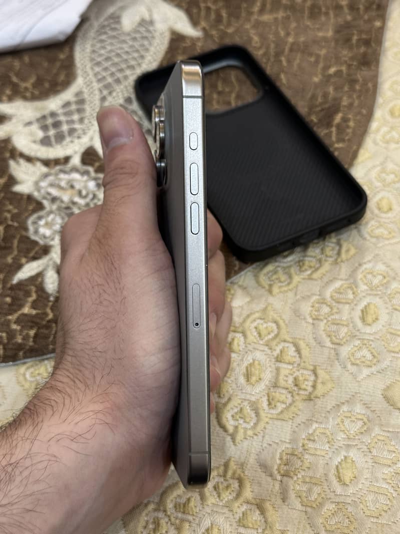 15 pro max 3