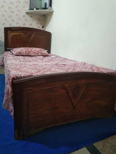 Single bed with mattress